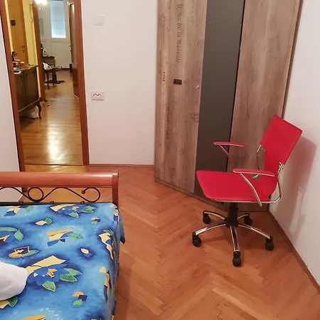 Sunny Day Apartmants